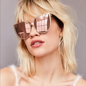 Quay sorority princess pink sunglasses